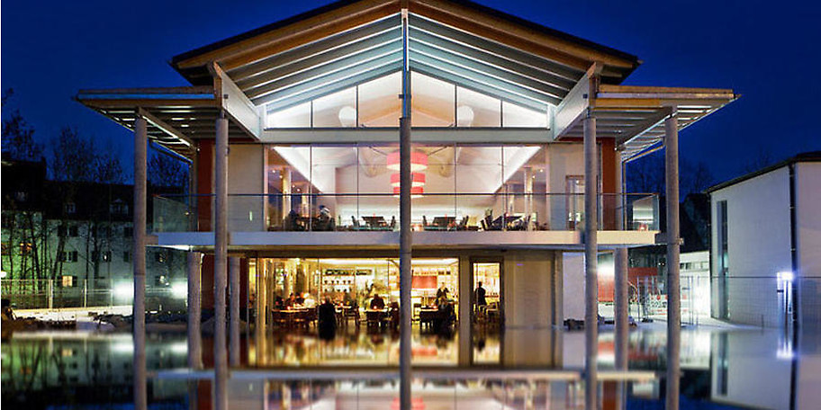 Wunderbare außenansicht des Restaurants Aposto in Bamberg