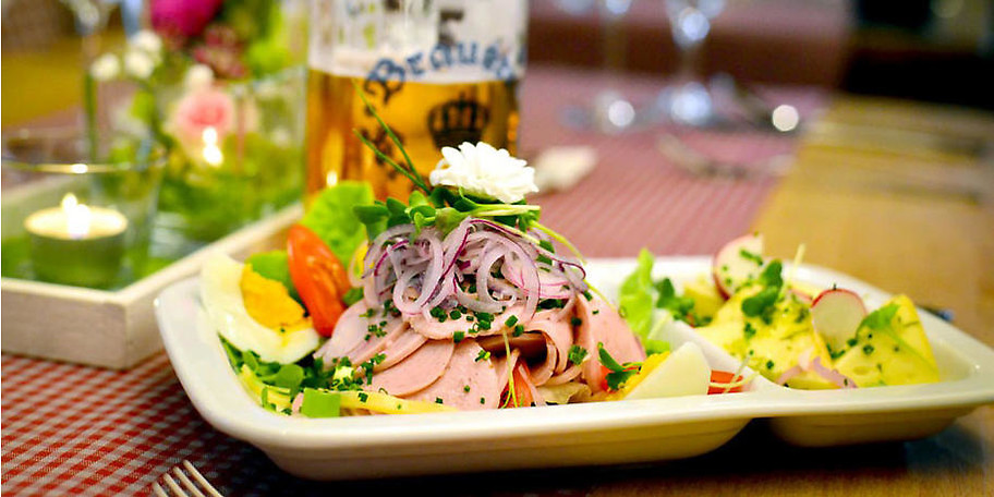 Beim Gromerhof finden Sie überregionale Köstlichkeiten und saisonale Highlights auf der Speisekarte