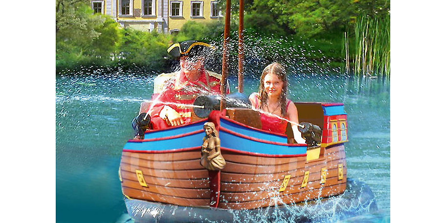 Schloss Thurn- Piratenboot