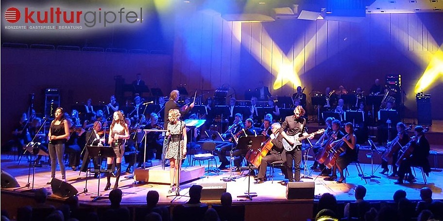 Symphonic Rock in Concert mit Hits der Rockgeschichte von AC/DC bis U2