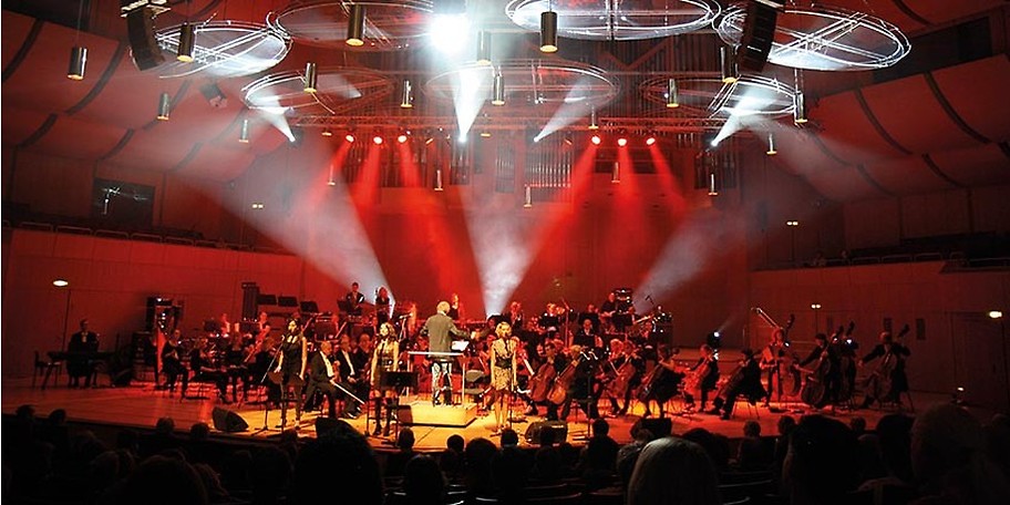 Bei Symphonic Rock in Concert werden die Welthits der legendären Bands in neuer Gestalt präsentiert