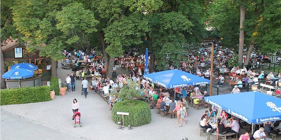 Der Augustiner Schützengarten ist ein ausgefallener Biergarten in München
