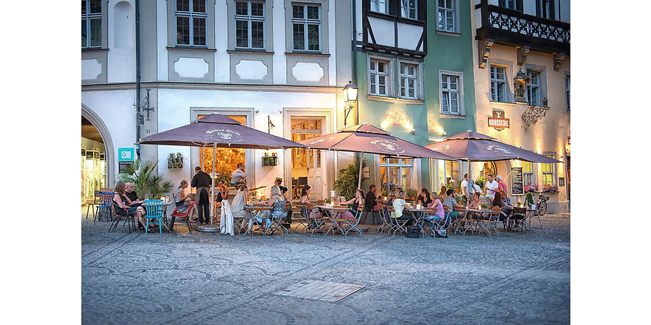 Die Terrasse im Little Italy lädt zum Verweilen ein