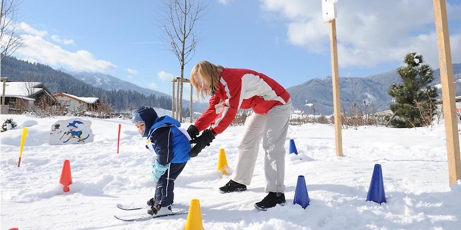 Im Kinderhotel Kesselgrubs Ferienwelt in der Skiregion Altenmarkt-Zauchensee, mitten in Ski amadé, wird Ihr Familienurlaub im Winter zum wahren Erlebnis! 