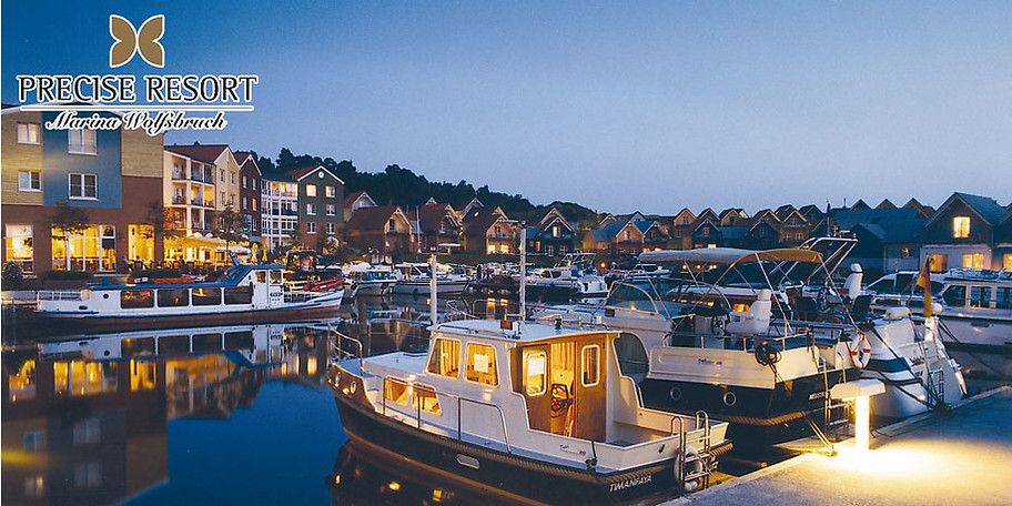 Das Precise Resort in Rheinsberg-Kleinzerlang verfügt über einen eigenen Yachthafen