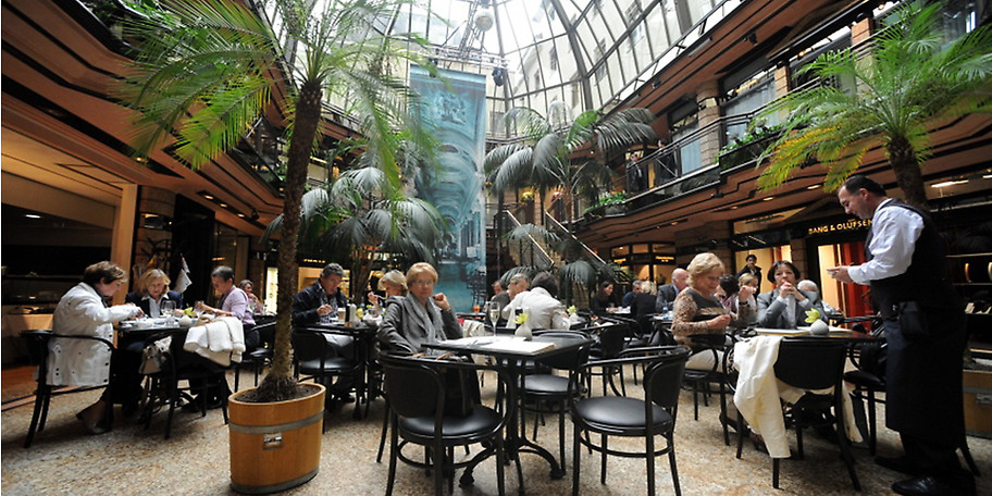 Genießen Sie Ihren Nachmittag im Cafe Luitpold