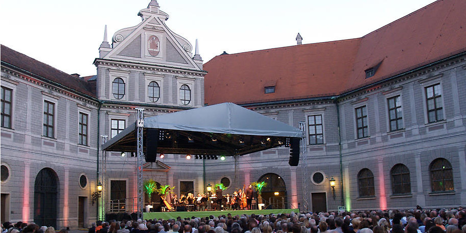 Die größten Pink Floyd Hits direkt an der Residenz in München