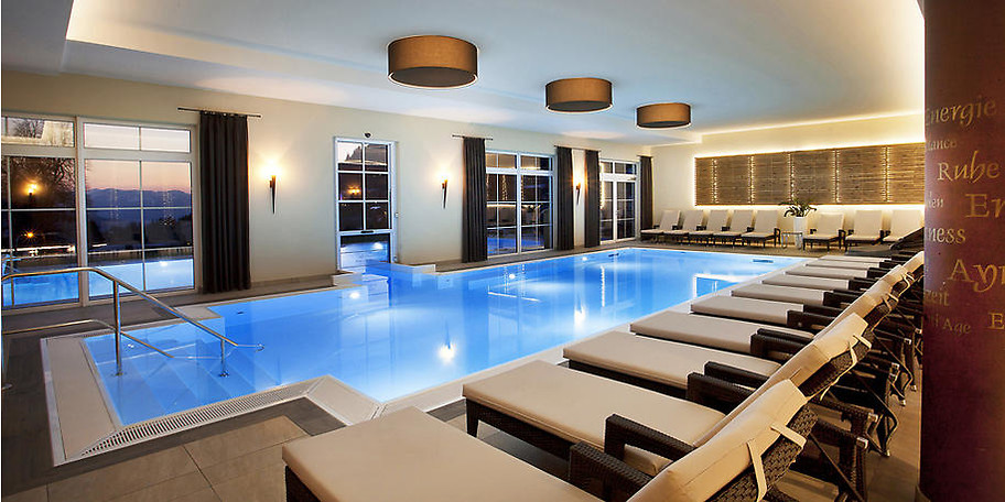 Der Indoor-Pool im Panoramahotel Oberjoch